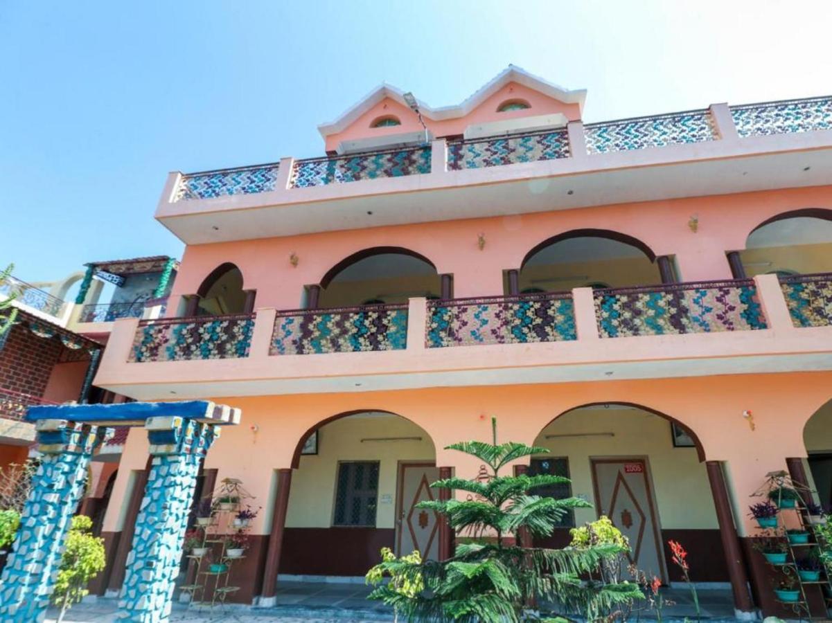 OYO 74862 Shree Krishna Leela Hotel Manipal Buitenkant foto